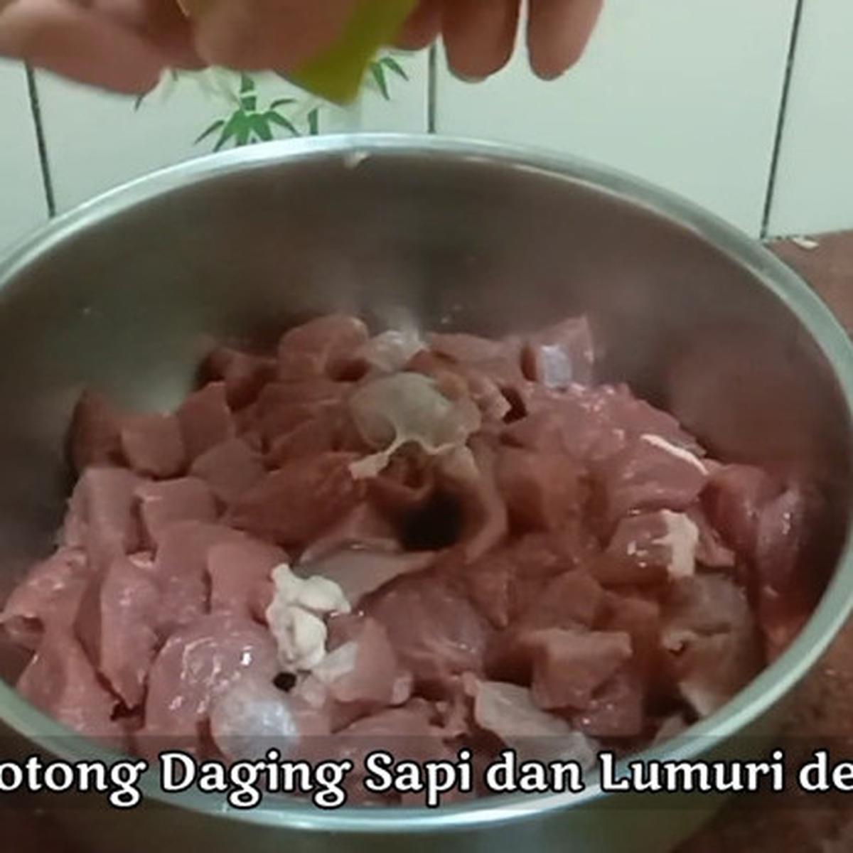 Rendam Daging dengan Air Lemon