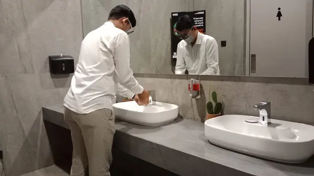 Suasana di dalam gedung T Space milik Tompi. (Foto: Dok. Koleksi Pribadi)