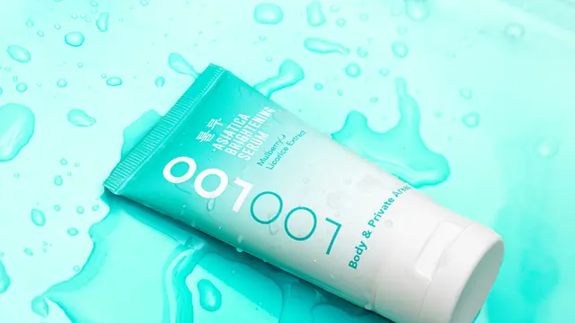 10 Rekomendasi Skincare Terbaik Edisi 2024 untuk Mencerahkan Leher Hitam