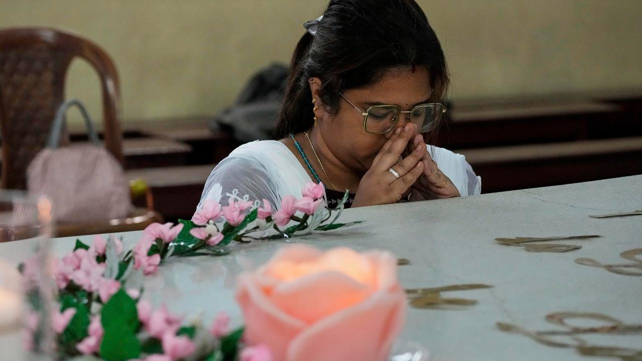FOTO: Doa Peringati 115 Tahun Kelahiran Bunda Teresa