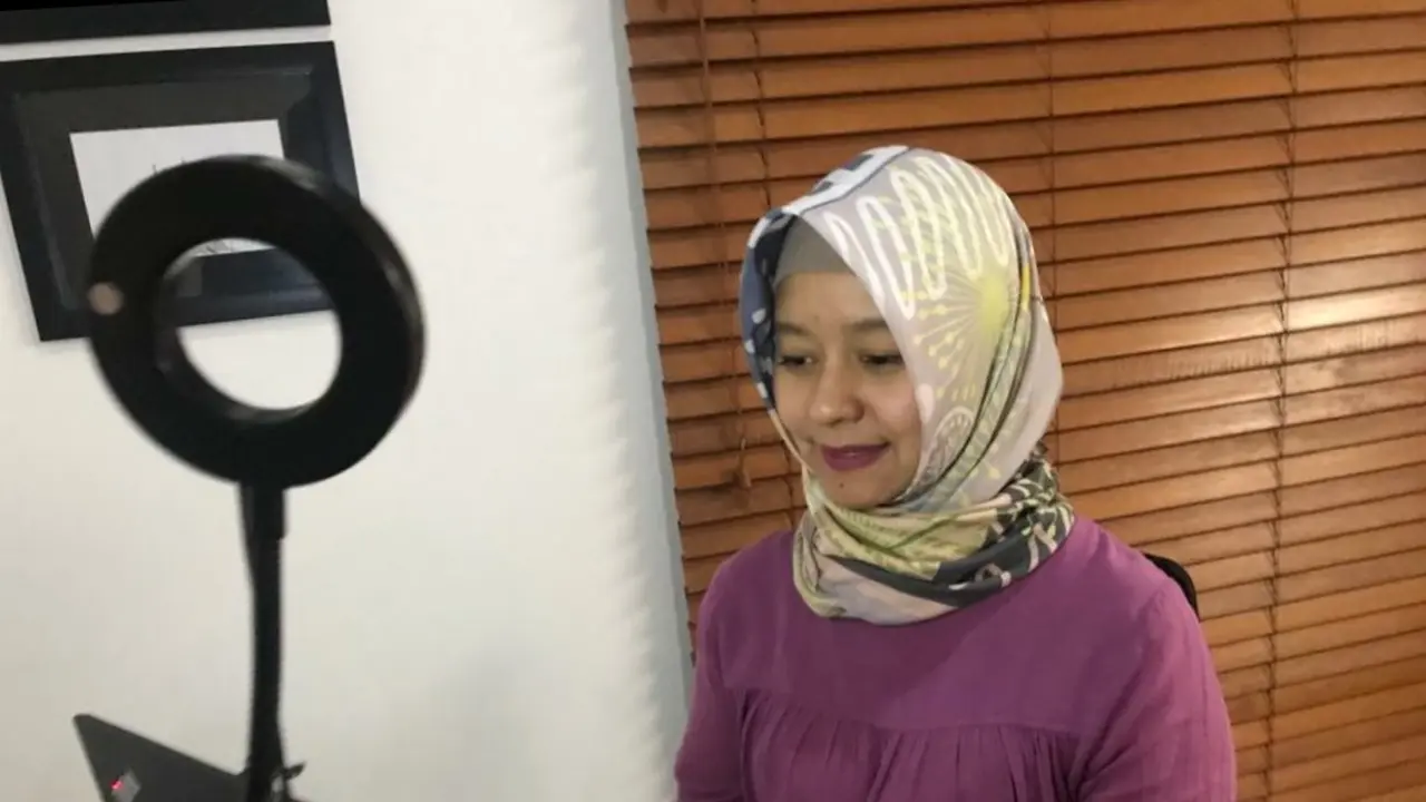 Dosen ATVI Dewi Yudho Miranti