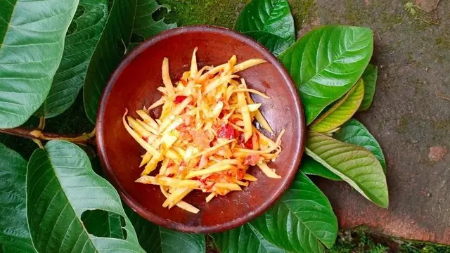 Ilustrasi sambal mangga/Shutterstock-Mongfiy