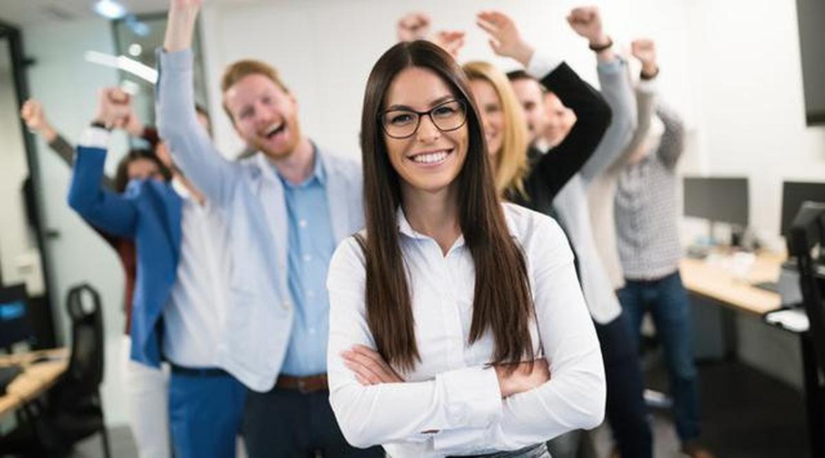 7 Cara Berteman dengan Rekan Kantor Tanpa Terjebak Gosip, Terhindar Drama di Tempat Kerja