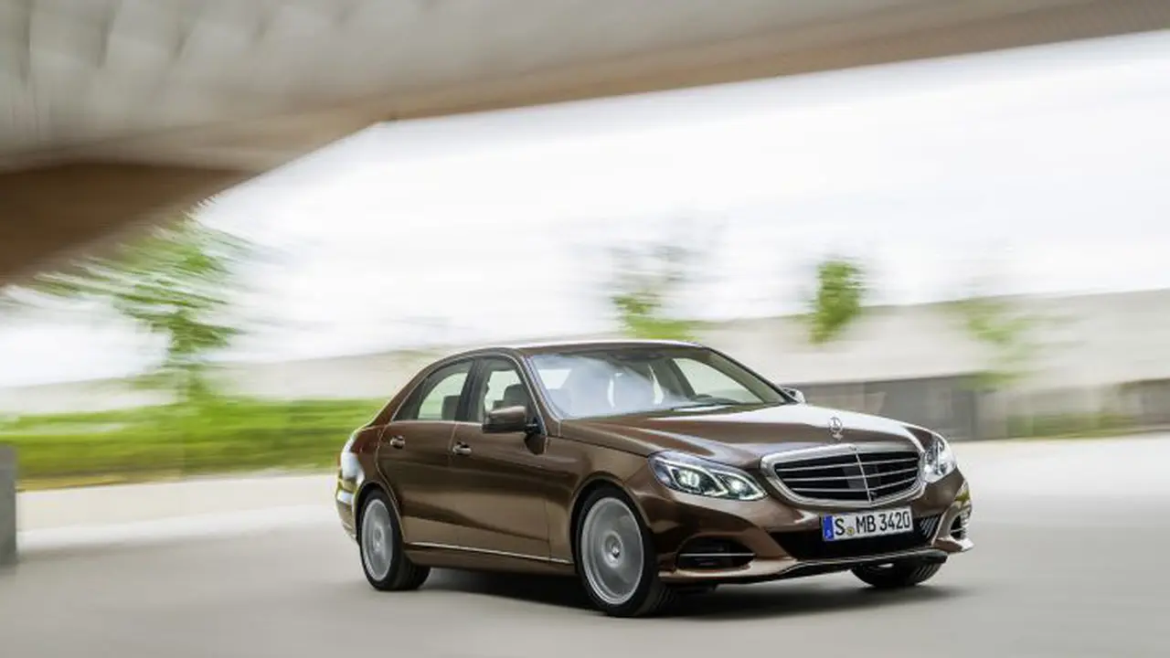 Berpotensi Kebakaran, Mercedes Benz Tarik CLS dan E-Class