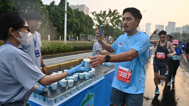 Dokter Sebut Pemilihan Air Mineral dengan Mineral Esensial Krusial Bantu Jaga Performa Pelari di Ajang Lari Marathon