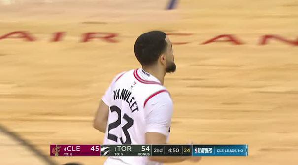 Berita video game recap NBA 2017-2018 antara Cleveland Cavaliers melawan Toronto Raptors dengan skor 128-110.