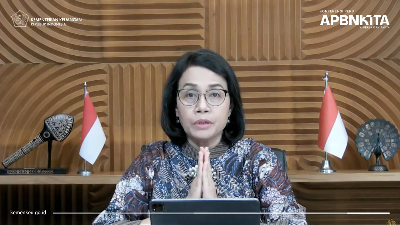 Menteri Keuangan (Menkeu) Sri Mulyani Indrawati dalam konferensi pers kinerja Anggaran Pendapatan Belanja Negara (APBN) hingga Mei 2024 di Jakarta, Kamis (27/6/2024). (Tira/Liputan6.com)