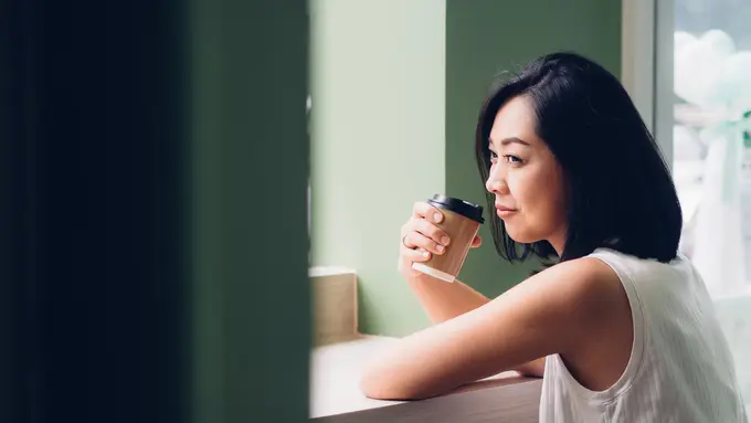 wanita oktober saat hidup berat