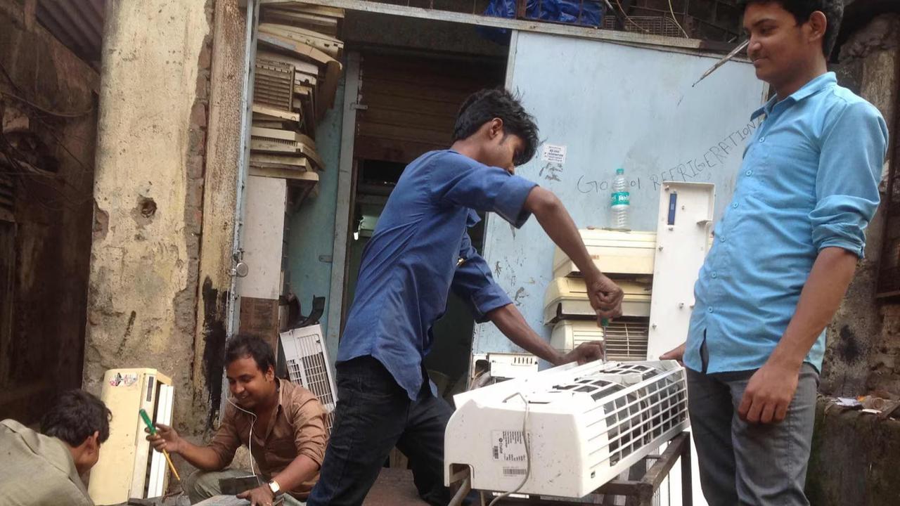 Warga Miskin India Terpaksa Kurangi Porsi Makan Demi Sewa AC Akibat Gelombang Panas