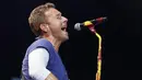 <p>Bahkan Jay Z menyarankan untuk tak melewatkan penampilan Chris Martin yang tentunya bersama grup band Coldplay nya. Menurut Jay Z hal itu akan merugikan jika sampai terlewatkan. (AFP/Geoffroy Van Der Hasselt)</p>