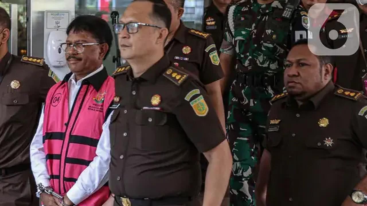Mayoritas publik percaya bahwa Mantan Menteri Komunikasi dan Informatika Johnny G Plate melakukan korupsi dalam kasus proyek BTS 4G BAKTI Kominfo.