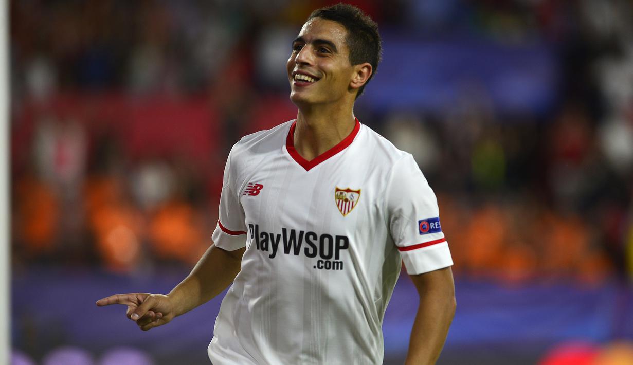 Pemain Sevilla, Wissam Ben Yedder mencetak hattrick saat timnya melawan NK Maribor di Ramon Sanchez Pizjuan stadium, Sevilla, (26/9/2017). Sevilla menang 3-0. (AFP/Cristina Quicler)