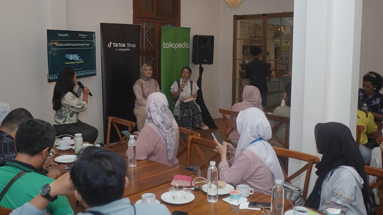 Promo Guncang! Tokopedia dan TikTok Shop Bantu UMKM Lokal Raup Cuan