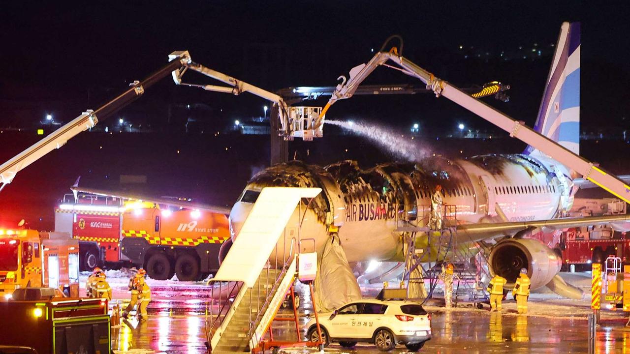 Pesawat Air Busan terbakar di Korea Selatan