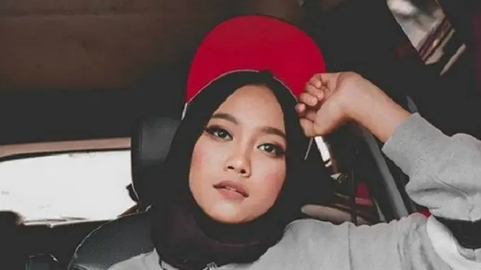 [Bintang] Instantly Swag, Intip 3 Inspirasi Hijabers yang Super Cool Ini