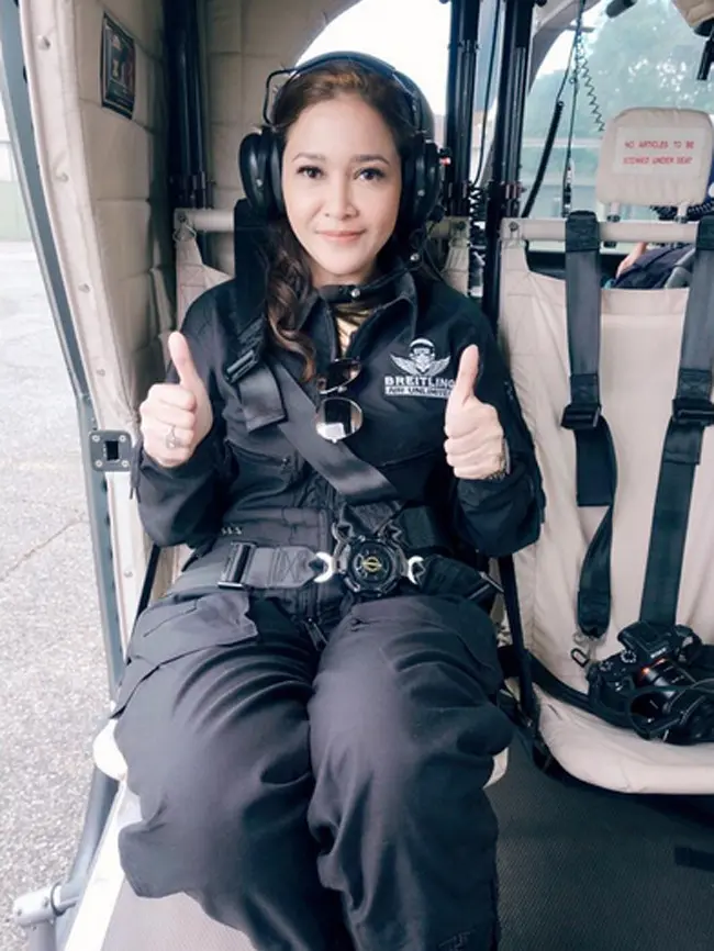 Salah satu tempat yang dikunjunginya di Eropa kali ini adalah Dijon Air Base. Tempat ini merupakan lokasi bersejarah lantaran dipakai oleh angkatan bersenjata Perancis saat Perang Dunia I dan II. (Instagram/maiaestiantyreal)