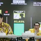 Ketua Umum (Ketum) Partai Golkar, Airlangga Hartarto memimpin rapat pengarahan calon kepala daerah di Slipi, Jakarta Barat, Selasa (21/11/2023). (Liputan6.com/Faizal Fanani)