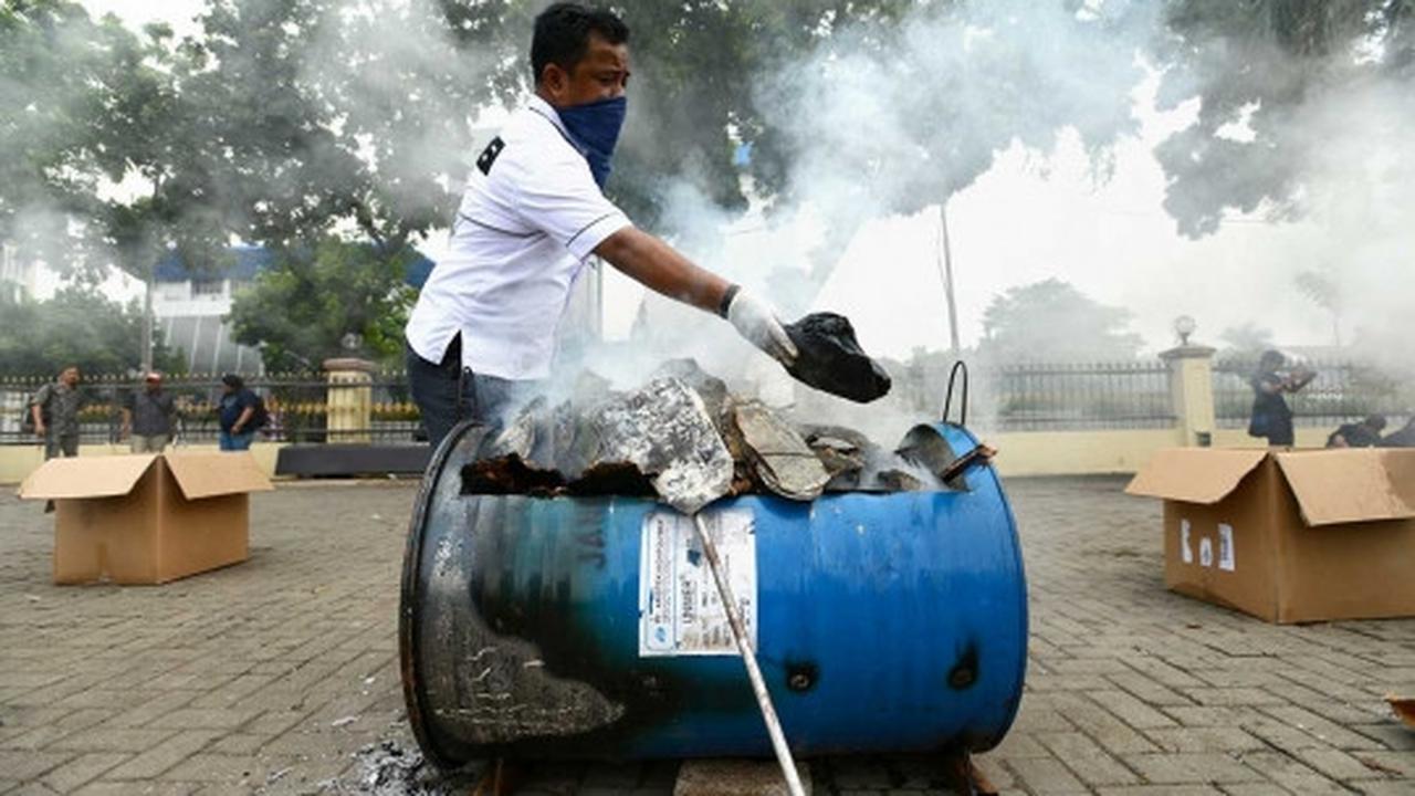 Pemusnahan barang bukti organ satwa dilindungi di Mabes Polri
