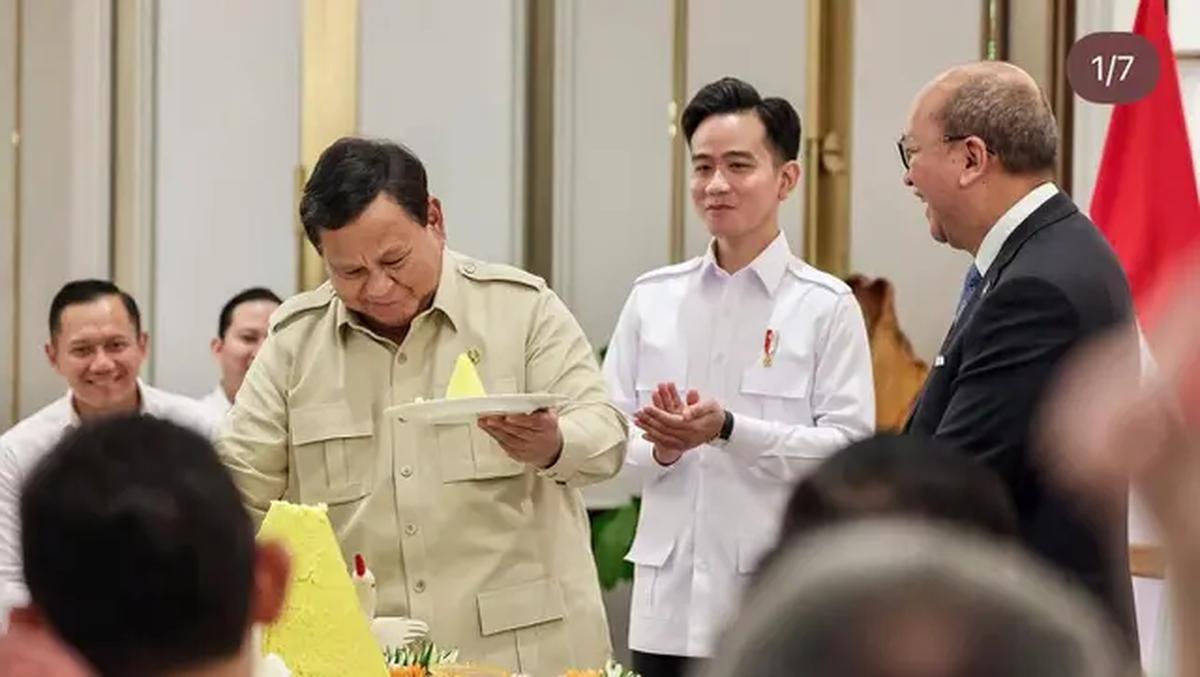 Presiden Prabowo Subianto dan Wakil Presiden Gibran Rakabuming Raka mengunjungi kantor resmi Badan Pengelola Investasi Daya Anagata Nusantara (Danantara), Senin (30/6/2025). (Dok. Tangkapan Layar Instagram @presidenrepublikindonesia)