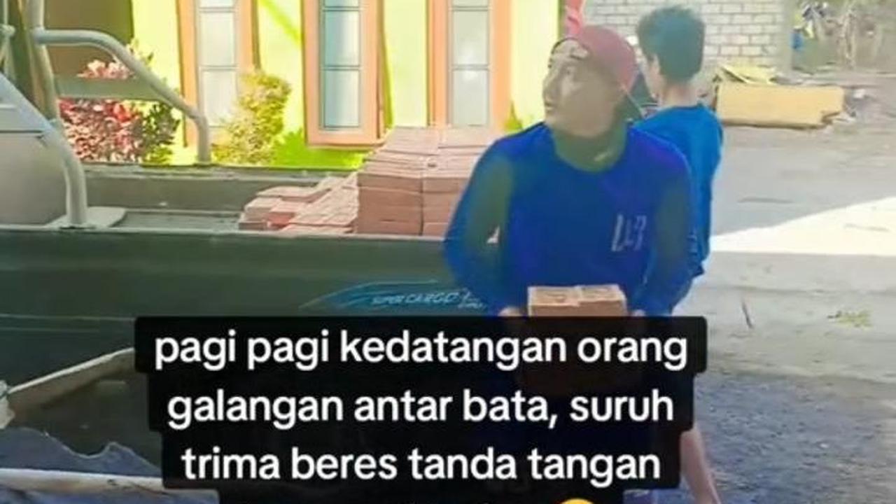 Keesokan harinya, ia kedatangan mobil pick up yang membawa tumpukan batu bata. Tak harus membayar, ia hanya perlu tanda tangan sebagai tanda terima.