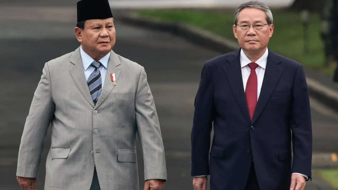 Momen Presiden Prabowo Sambut Kedatangan Perdana Menteri China Li Qiang