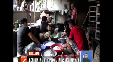 Tidak tanggung-tanggung, kesibukan ini sudah dimulai sejak dua bulan lalu. Wajar saja, proses pembuatannya sangat rumit dan memakan waktu lama.