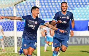 Isenmulang Kalteng FC Sesalkan Gol Cepat Arema FC