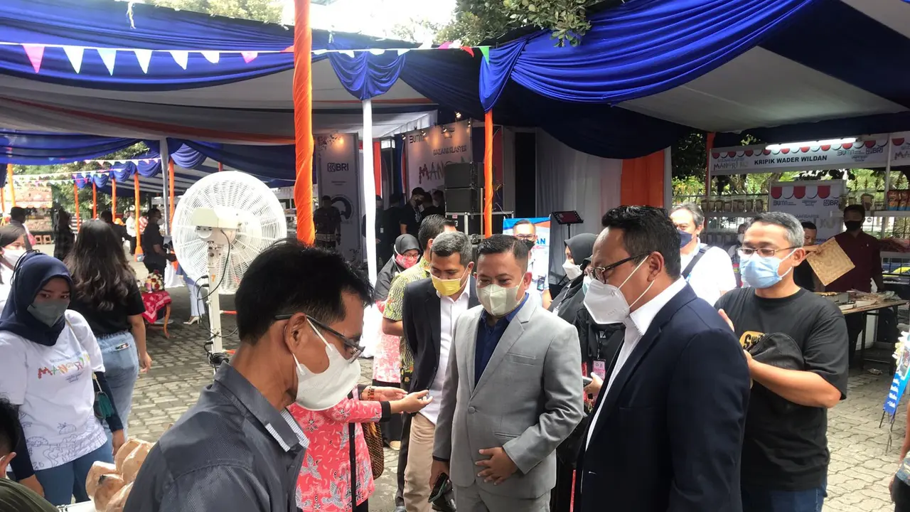 Wakil DPRD Jateng , Sukirman bersama  Ferry Wawan Cahyono