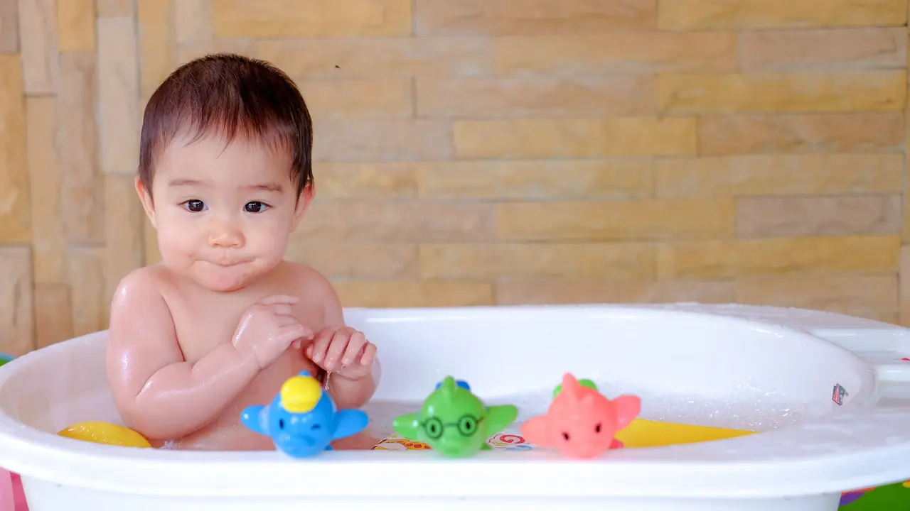 bayi mandi
