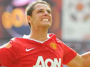 Ekspresi kegembiraan striker muda MU Javier Hernandez setelah mencetak gol kedua timnya ke gawang Chelsea di laga FA Community Shield 2010 yang berlangsung di Wembley Stadium, 8 Agustus 2010. MU unggul 3-1.