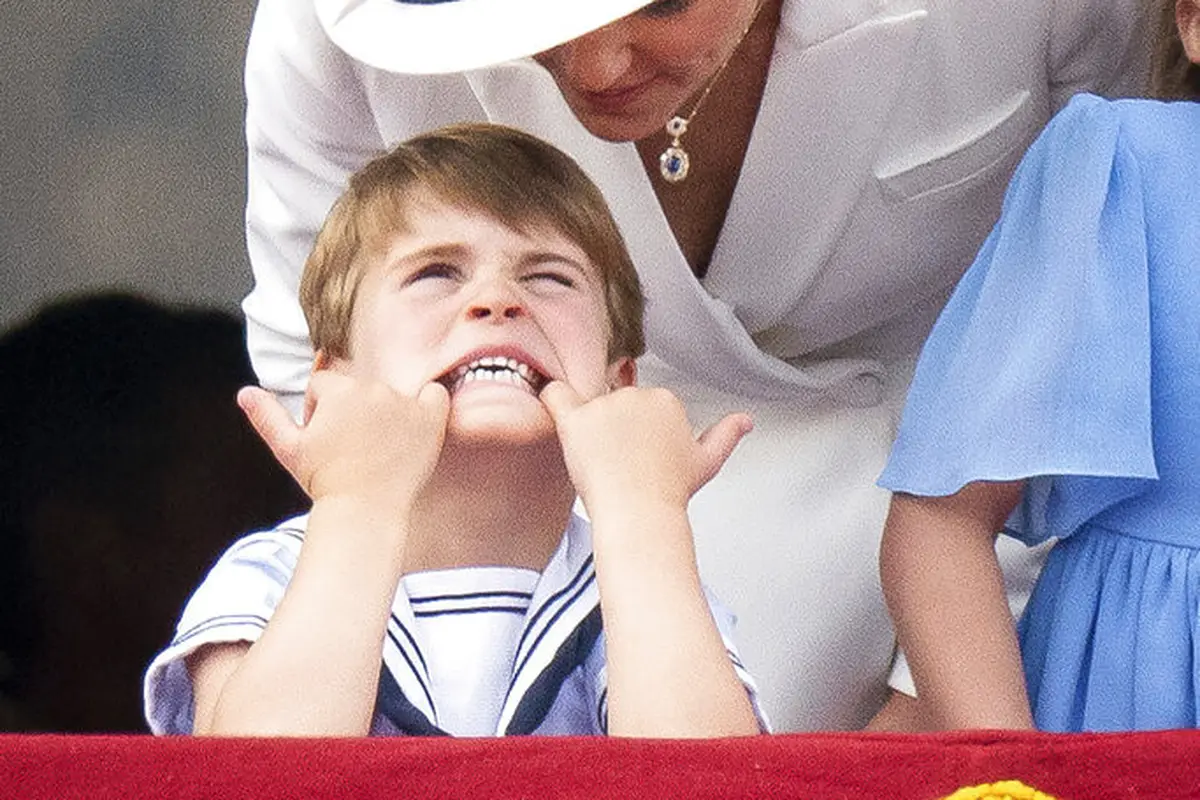Pangeran Louis dan Kate Middleton. (Aaron Chown/Pool Photo via AP)