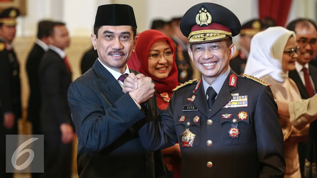 20160720-Jokowi-Lantik-Kepala-BNPT-dan-BPOM-Jakarta-FF
