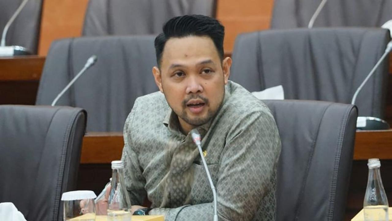 Tahukah Anda, Pasal 33 UUD 1945 Jadi Kunci? F-PKB DPR Tekankan Implementasi dalam Revisi UU BUMN
