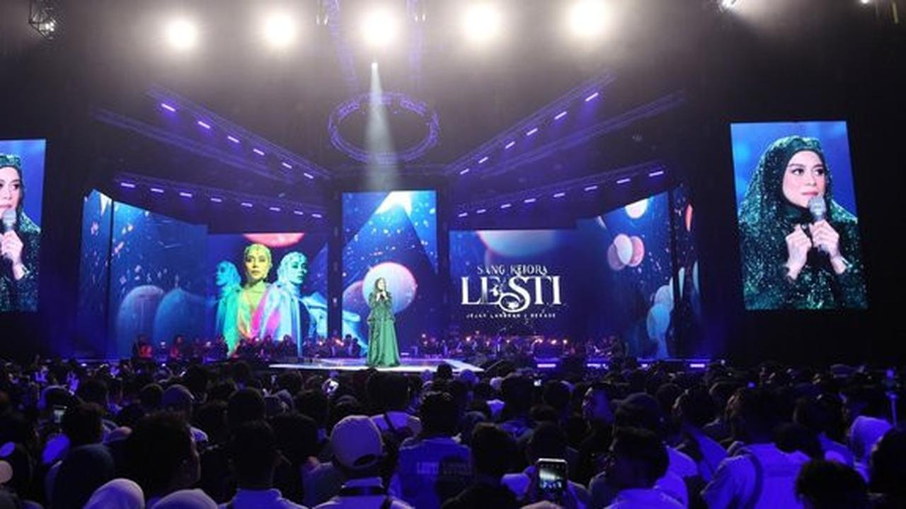 Momen Seru Konser Lesti 'Sang Kejora', Pertunjukan Solo Pertamanya setelah 10 Tahun Berkarir