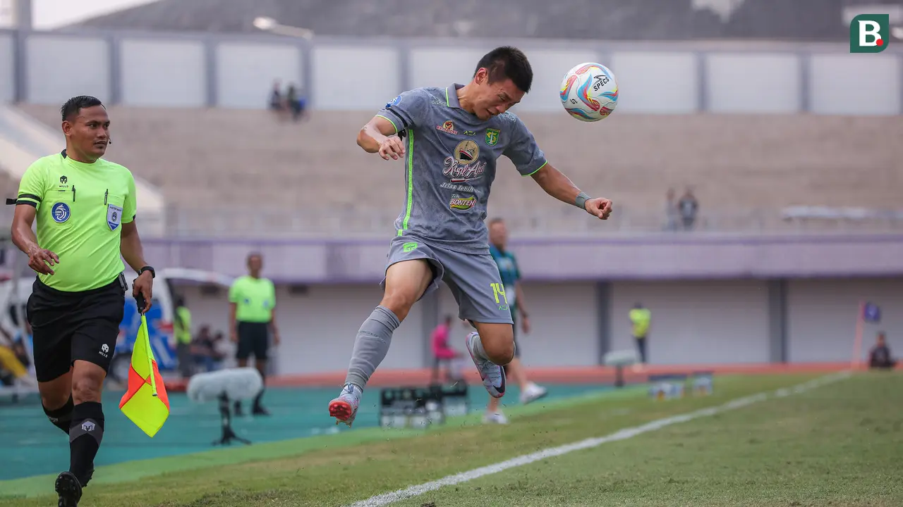 Dewa United vs Persebaya Surabaya - BRI Liga 1 2023/2024
