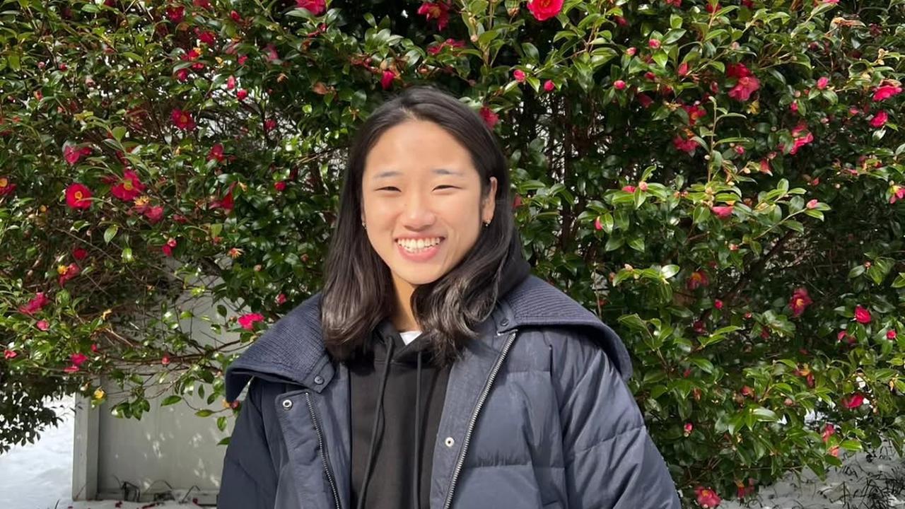 Potret Cantik An Se Young, Pemenang All England 2025, di luar lapangan bulutangkis