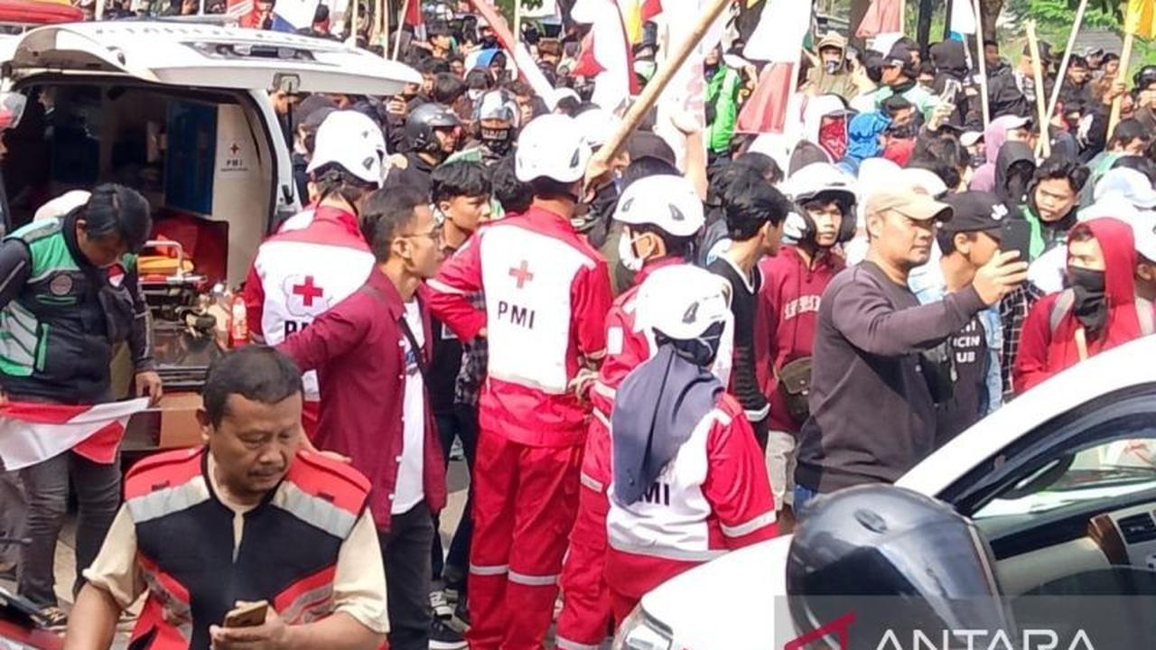 Fakta Unik: PMI Cianjur Siagakan Posko Kesehatan, Tiga Pendemo Dirujuk Akibat Gas Air Mata