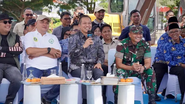 Menteri Koperasi (Menkop) Ferry Juliantono