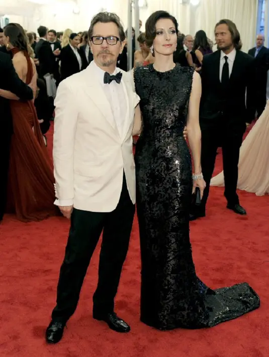 Menurut kabar yang beredar, perceraian tersebut menghendaki Gary untuk membayar Alexandra sebesar USD 3,3 juta (sekitar Rp 48 M). (AFP/Bintang.com)