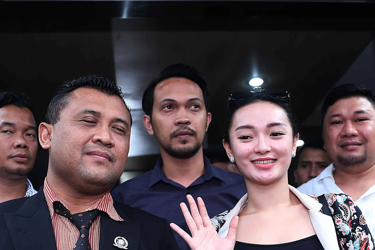 Zaskia Gotik dan kuasa hukum