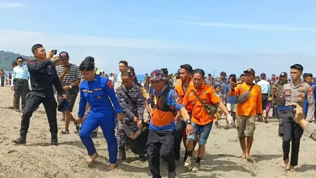 1 Orang Korban Terseret Arus di Pantai Pangandaran Ditemukan Tim SAR Gabungan