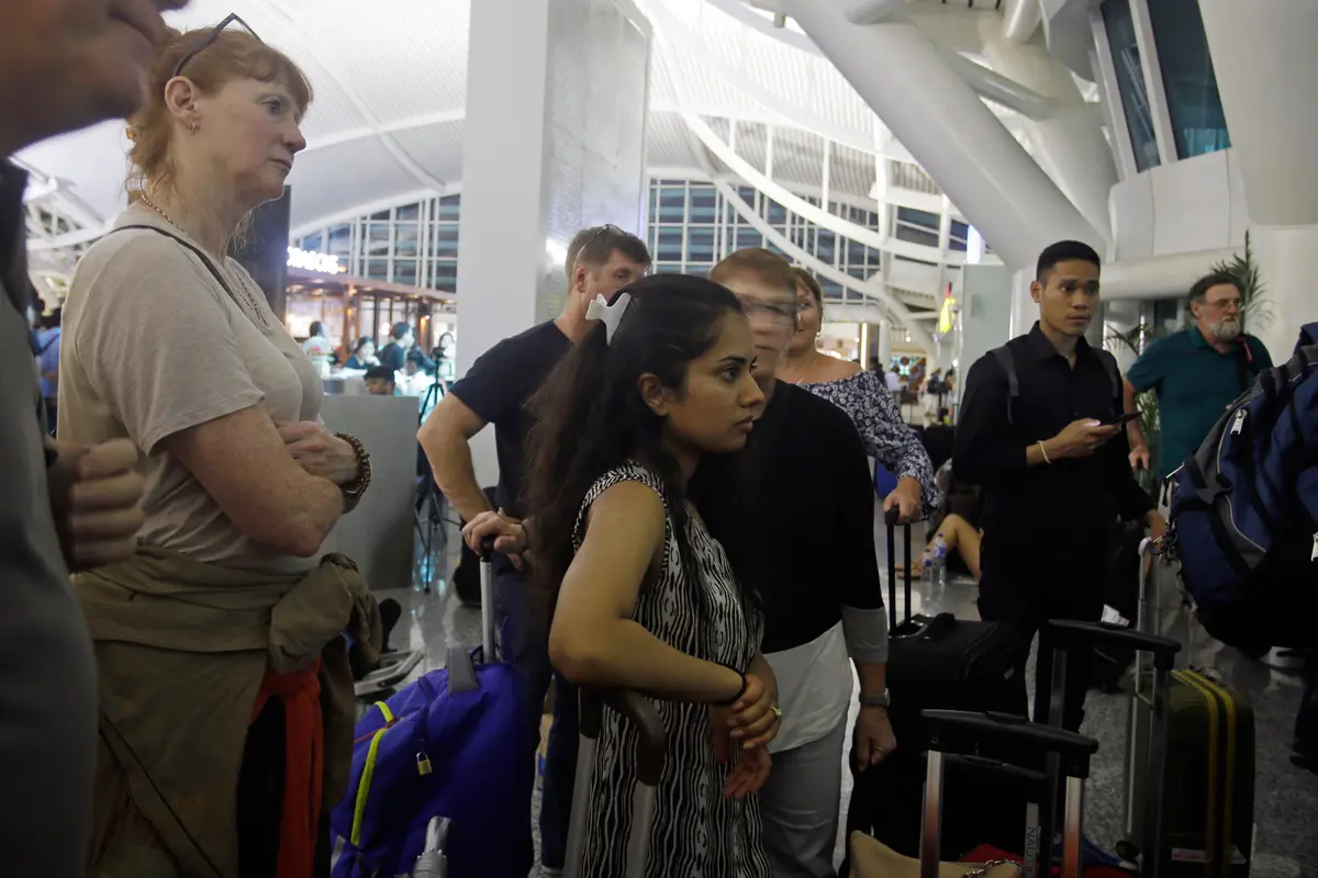 Bandara Ngurah Rai Ditutup