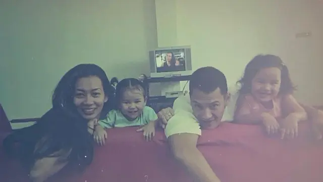 Adjie Massaid, Reza Artamevia, bareng Zahwa dan Aaliyah. (Foto: Dok. Instagram @aaliyah.massaid)