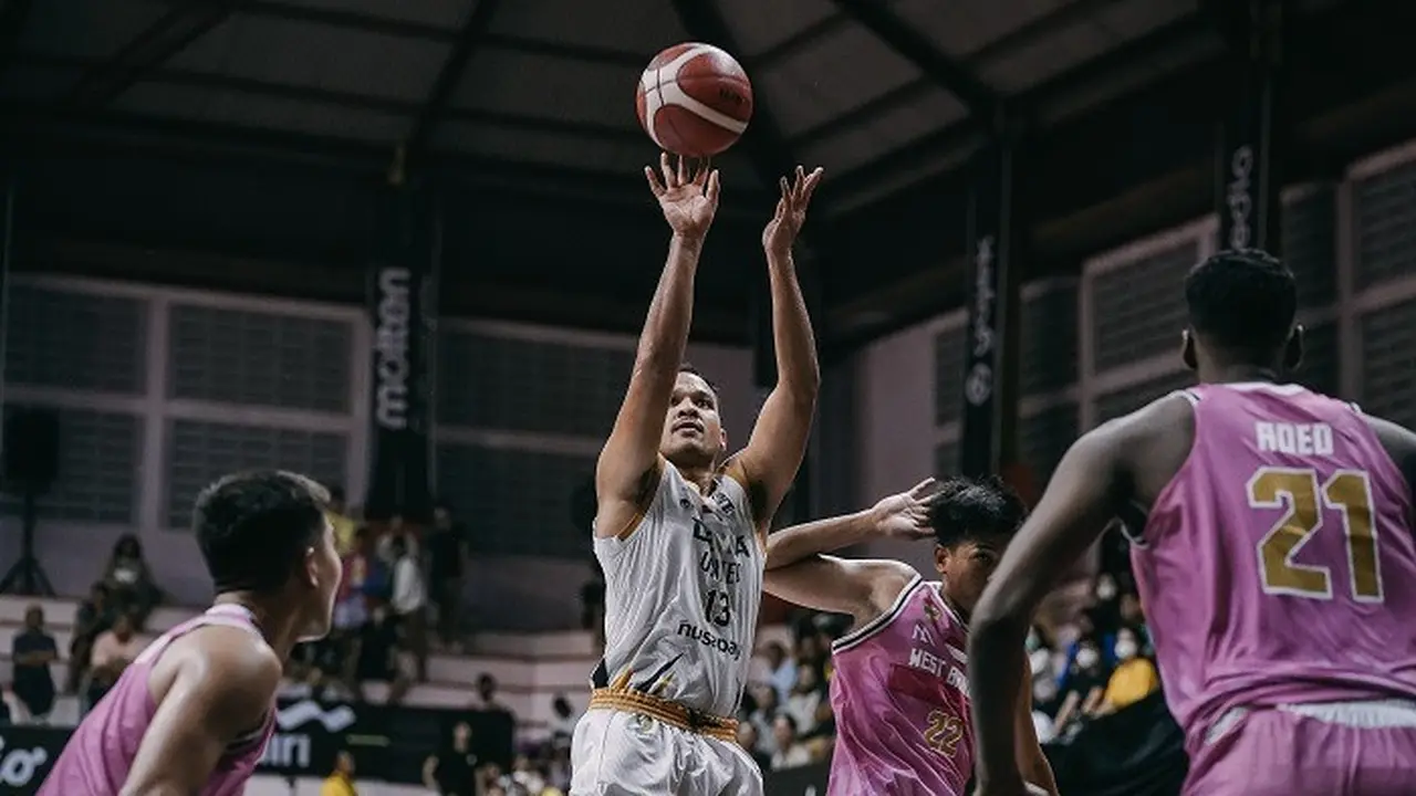 Kaleb Ramot Gemilang Bawa Dewa United Menang atas West Bandits