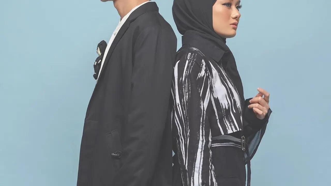 [Fimela] Rey Mbayang dan Dinda Hauw