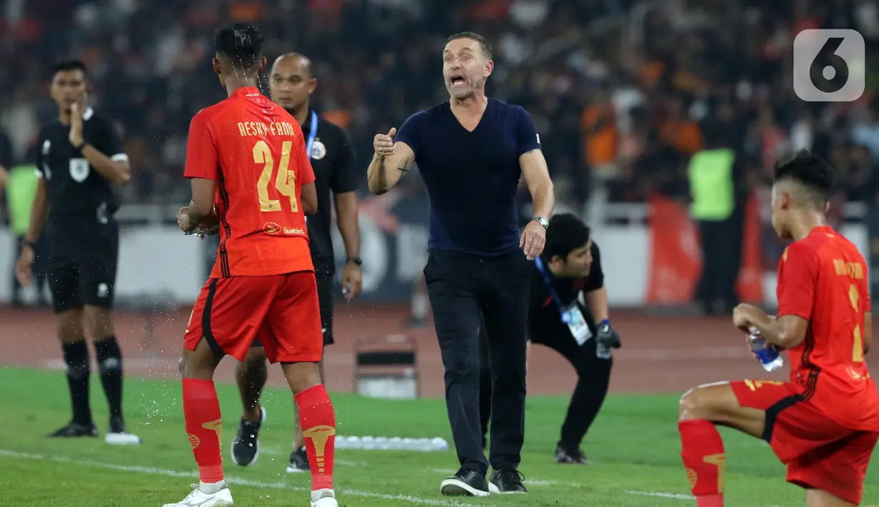 Hasil imbang ini membuat Persija Jakarta menempati posisi delapan klasemen sementara dengan satu poin. (Liputan6.com/Helmi Fithriansyah)