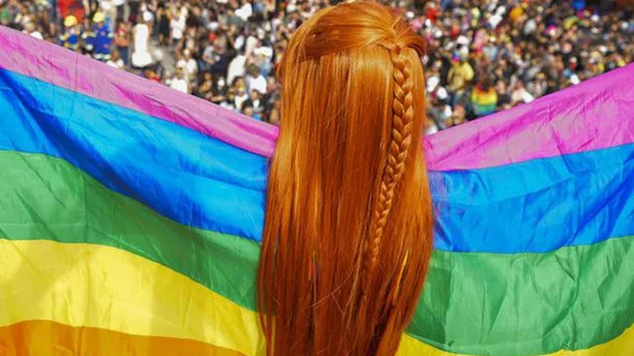 Selain itu, acara ini direncanakan membahas sejumlah isu tentang ancaman terhadap eksistensi kehidupan dan martabat yang dihadapi oleh kelompok LGBTQIA+.