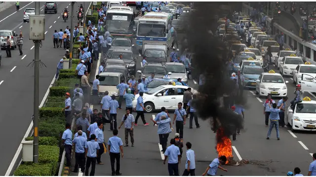 Gubernur DKI Jakarta Basuki Tjahaja Purnama mengatakan sudah mengantongi demonstran yang melakukan tindak anarki di beberapa titik di Jakarta, saat unjuk rasa ribuan sopir taksi di Jakarta.