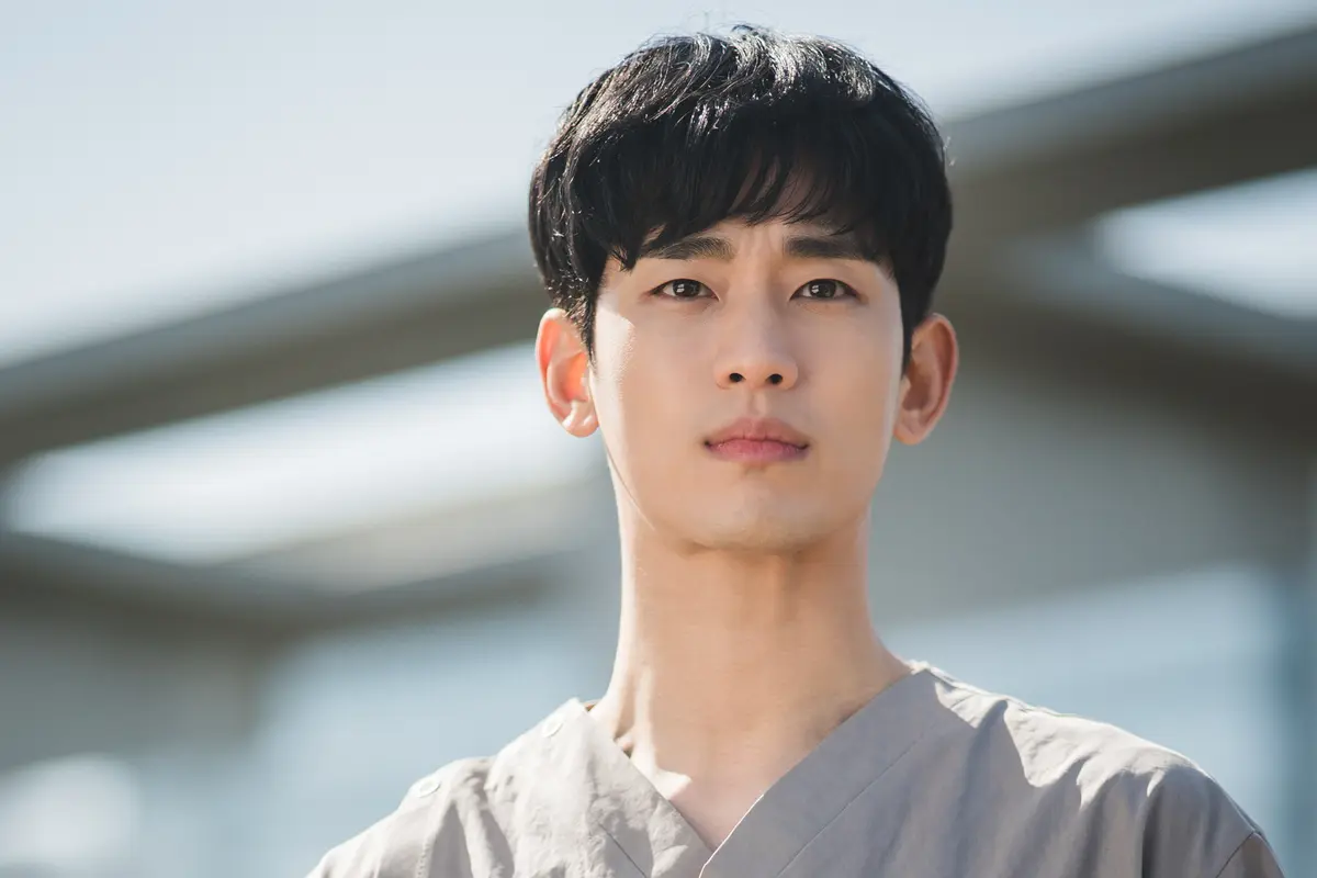 Kim Soo Hyun dalam  It's Okay to Not Be Okay. (Netflix)