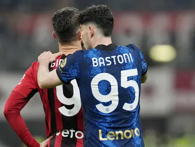 AC Milan dan Inter Milan harus puas bermain imbang pada Leg pertama semifinal Coppa Italia 2021/2022. (AP/Antonio Calanni)
